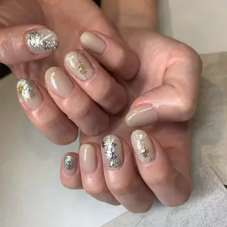 ネイル repos~ルポ~所属・里見 麗のネイルデザイン