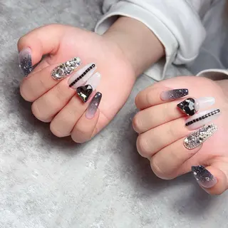 ロング めぐみのネイルサロン 惠のネイルデザイン