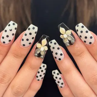 ネイル schon所属・schon yuinaのネイルデザイン