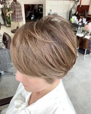 ショート 福地 礼奈のヘアスタイル