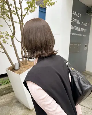 ショート カラー オリーブ/縮毛♡ Natsuno🩰のヘアスタイル