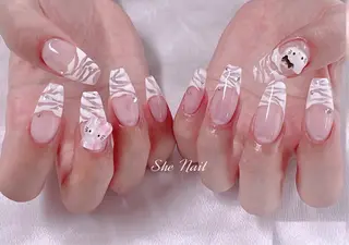 ネイル She   Nail所属・ISA_ BELLAのネイルデザイン