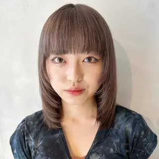 ミディアム カラー デザインカラー/パー マ🦖外岡咲希🦖のヘアスタイル
