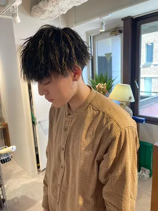 パーマ メンズ 店長　MANAMI ／ブリーチ／骨格ボブのヘアスタイル