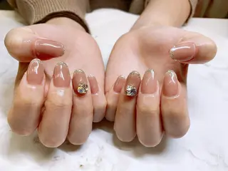 ネイル 🦋ネイルサロン ブラン🌈ゆりのネイルデザイン