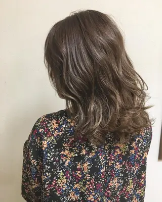 ミディアム 奈良市／尼ヶ辻 谷川和也のヘアスタイル