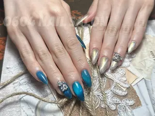 ネイル ishiro 🍂のネイルデザイン