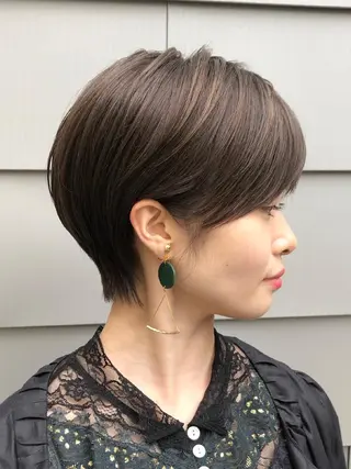 ショート カラー 似合わせ/小顔カット 🔷山方直也のヘアスタイル