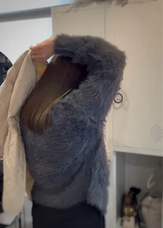 セミロング CLOVE所属・下石怜子/レイヤー/ 透明感カラーのヘアスタイル