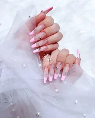 ネイル Radi'Muse所属・Radi'Muse Rinaのネイルデザイン