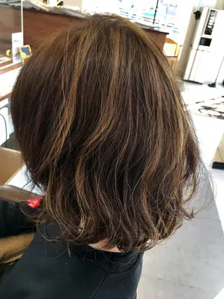 セミロング カラー パーマ ヘアアレンジ メンズ キッズ ネイル マツエク・マツパ ひがし さゆりのヘアスタイル