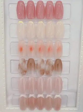 ネイル Amoureuse Satomiのネイルデザイン