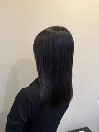 ミディアム KOKORO 中村 朱里のヘアスタイル