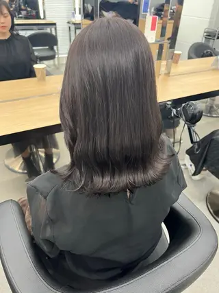 セミロング カラー 暗髪🩶ラベンダー/ ブルー/ユウナ🤍のヘアスタイル