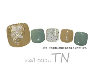 ネイル 矢川 まどかのネイルデザイン