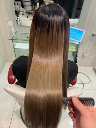 ロング 長谷川 結音のヘアスタイル