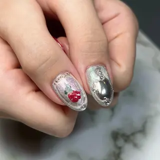 ネイル RuxuryNail ／RiAnnaのネイルデザイン