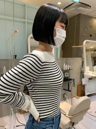 ミディアム ハイトーン/顔まわり レイヤー/YUKAのヘアスタイル