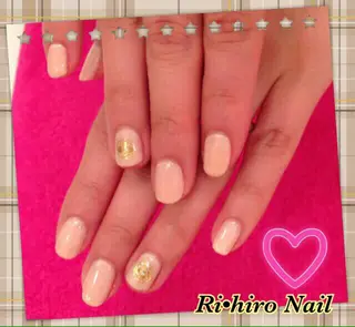 ネイル ネイル＆フラワーサロン〜Ri✦hiro〜鳥栖店所属・HIRATA RIEのネイルデザイン