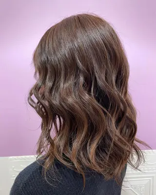 セミロング カラー 村上 祐香のヘアスタイル