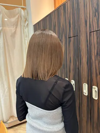 ミディアム 西宮/トレンドカラー /美馬本紅亜のヘアスタイル