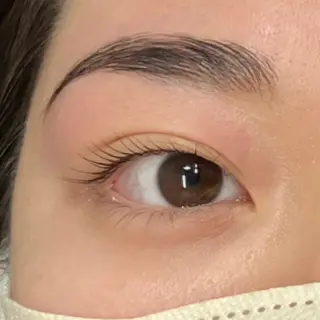 マツエク・マツパ まつげと眉毛のお店Sakura Lash【サクララッシュ】所属・【ダメージケア特化】 🌸 サクララッシュの眉毛・アイブロウイメージ