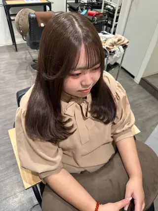 ミディアム カラー 艶髪レイヤー上田 紗也🇰🇷💗のヘアスタイル