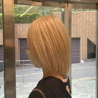 ミディアム カラー サロウィン(SALOWIN)原宿iori店所属・れい🫧 ハイトーン特化のヘアスタイル