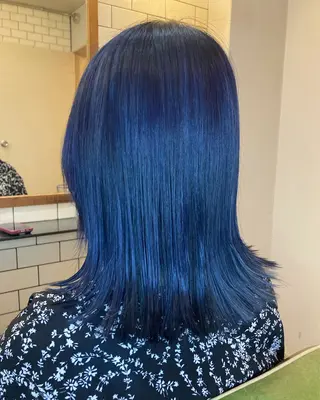 ミディアム カラー ショートウルフ💚 レイヤー/井上翔のヘアスタイル