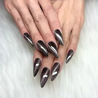 ネイル 鈴木 華乃のネイルデザイン