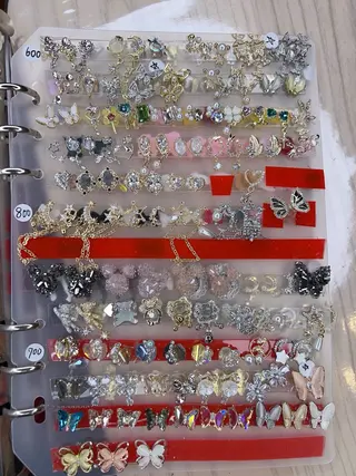 ネイル flora nailのネイルデザイン