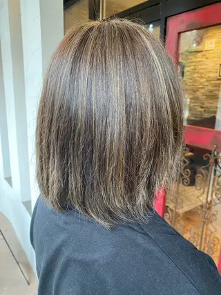 ミディアム カラー BENIHA  ︎︎のヘアスタイル