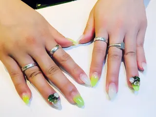 ネイル noix nail &eyeのネイルデザイン