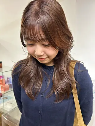 ミディアム カラー tarte所属・地毛風ストレート🫧 ／艶カラー／イズミのヘアスタイル