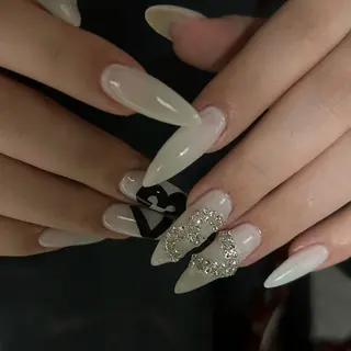 ネイル ハルナ/当日予約 🆗🪩のネイルデザイン