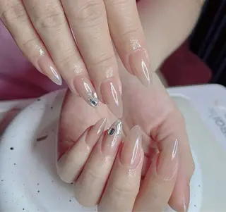 ネイル T. Leeのネイルデザイン