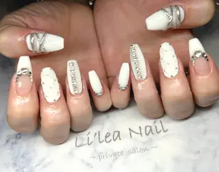 ネイル Li'leaNail AINAのネイルデザイン
