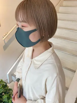 ショート カラー ヘアアレンジ みやけ ひなのヘアスタイル