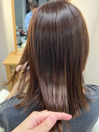 ミディアム 艶カラー/レイヤー Mio🌸のヘアスタイル