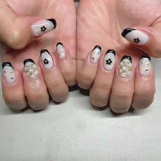 ネイル Sii nail 🤍SAKIのネイルデザイン