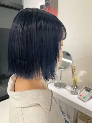 ショート カラー にった みずきのヘアスタイル