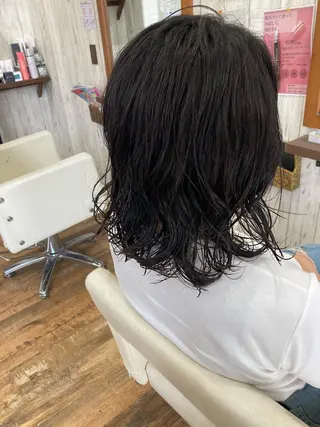 ミディアム パーマ Hair room Leaのヘアスタイル