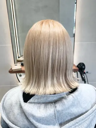 ミディアム 幡野 葵のヘアスタイル