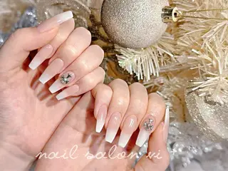 ネイル ✨Nailsalon Vi+✨のネイルデザイン