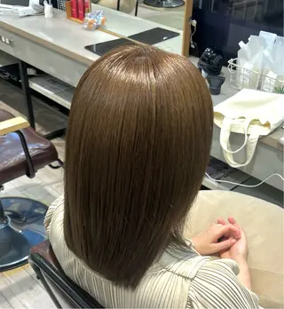 ミディアム カラー 箕輪 愛瑚のヘアスタイル