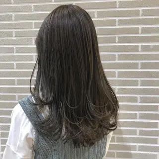 セミロング 植田 菜月のヘアスタイル