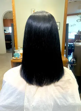 セミロング LiC えりのヘアスタイル