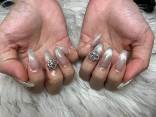 ネイル SOARE🤍 🤍のネイルデザイン