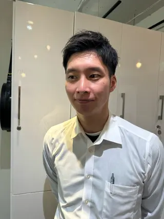 メンズ 赤み無し柔らかカラー 【梅田】madokaのヘアスタイル