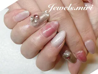 ネイル Jewels nail lily 白楽所属・ネイルサロン Jewels Mのネイルデザイン